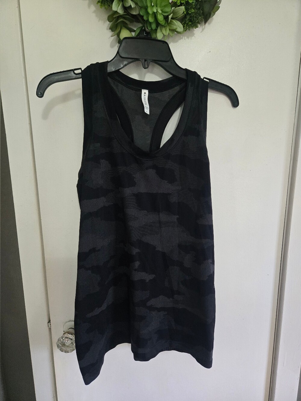Athleta Momentum Tank Top